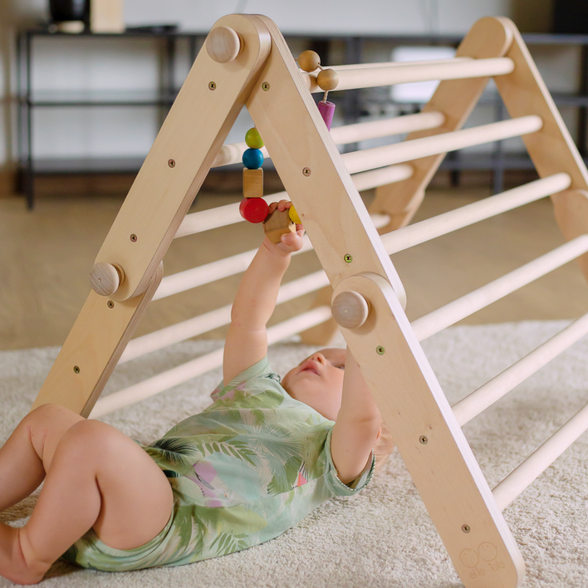 MOPITRI® – Modifizierbarer Montessori Kletterrahmen mit 4 Segmenten