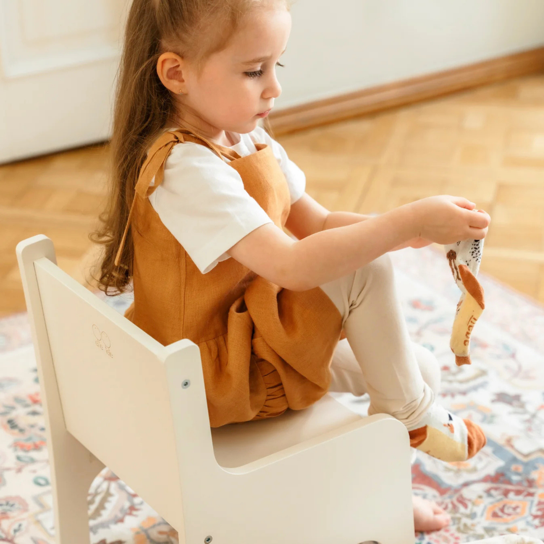Tulla® Kinderstuhl – 3fach höhenverstellbarer Montessori Stuhl aus Holz