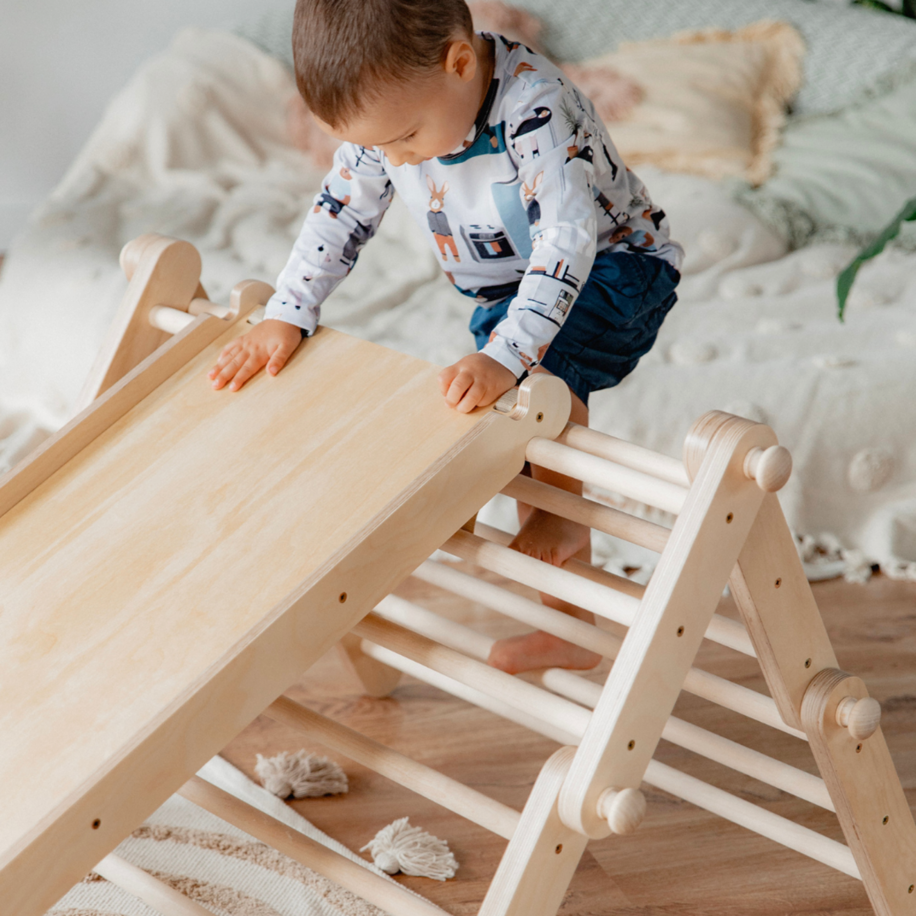 MOPITRI® – Modifizierbarer Montessori Kletterrahmen mit 4 Segmenten