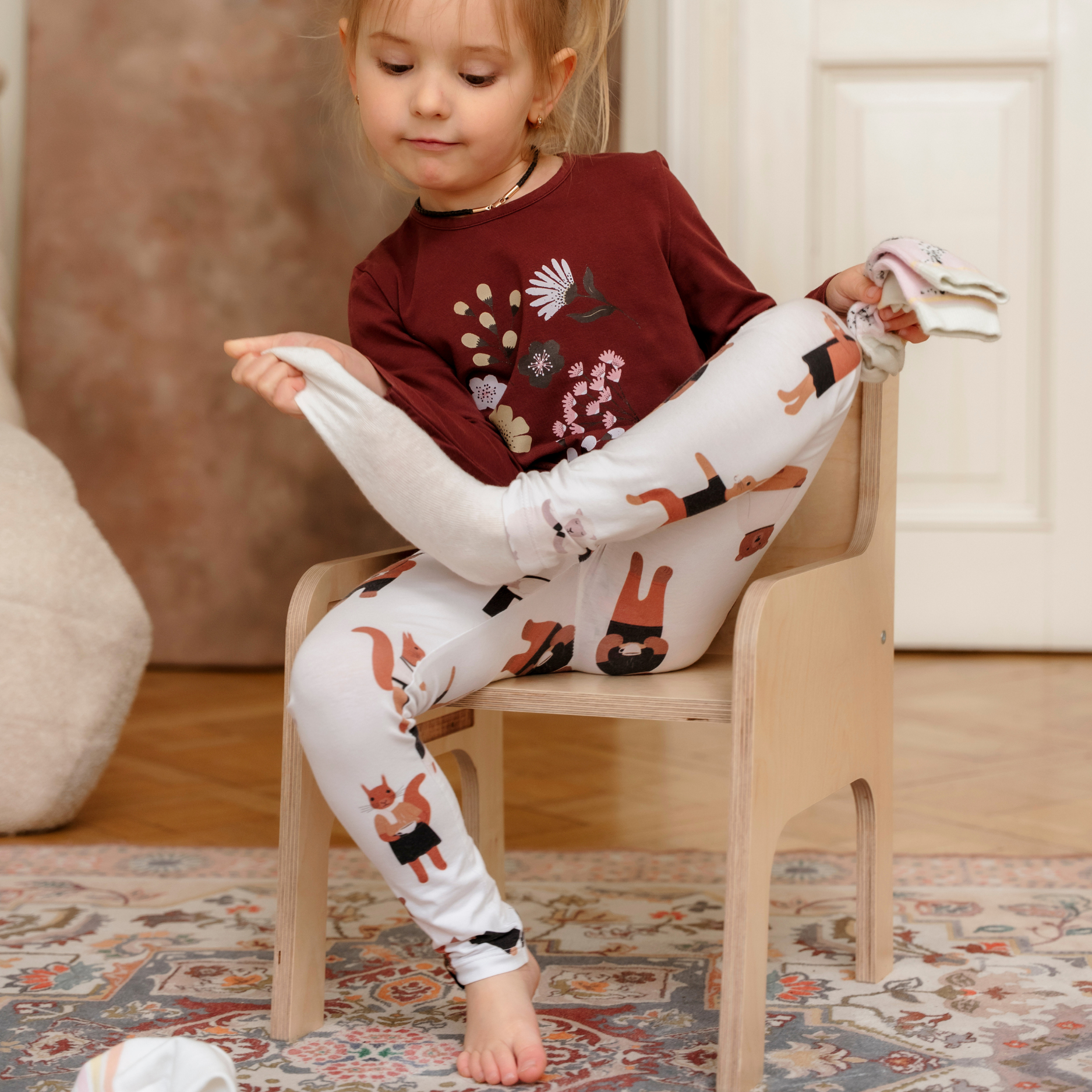 Tulla® Kinderstuhl – 3fach höhenverstellbarer Montessori Stuhl aus Holz