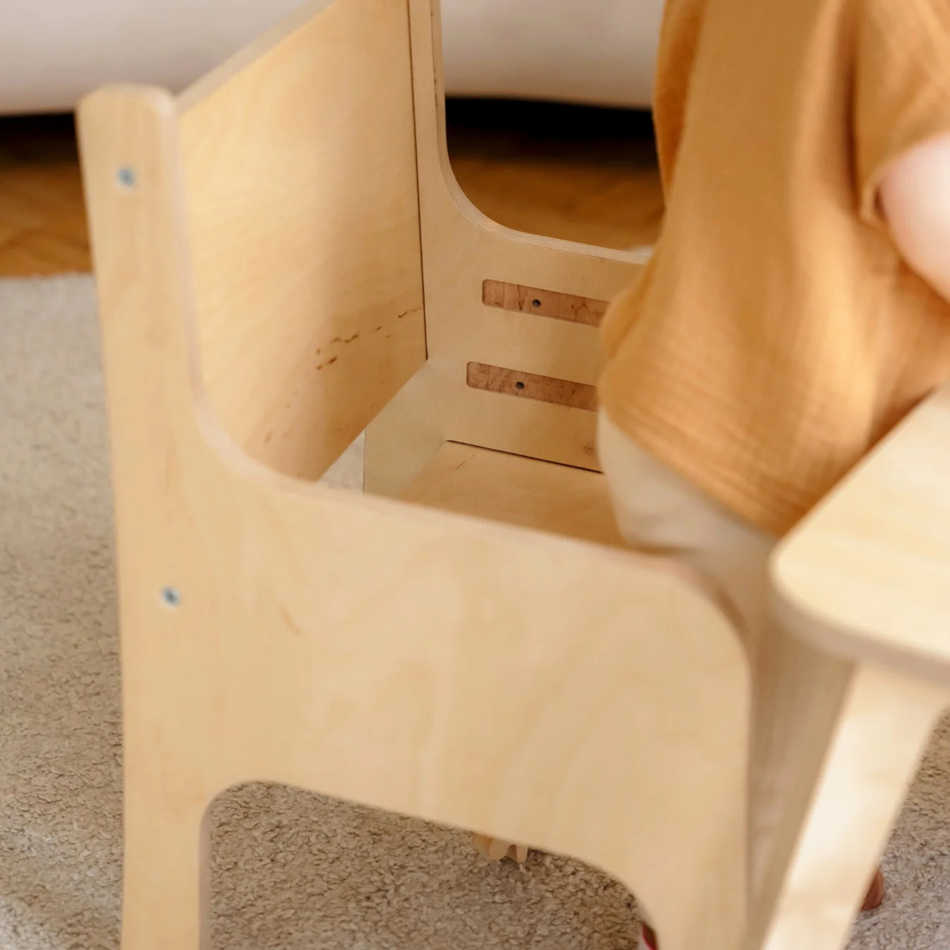 Tulla® Kinderstuhl – 3fach höhenverstellbarer Montessori Stuhl aus Holz