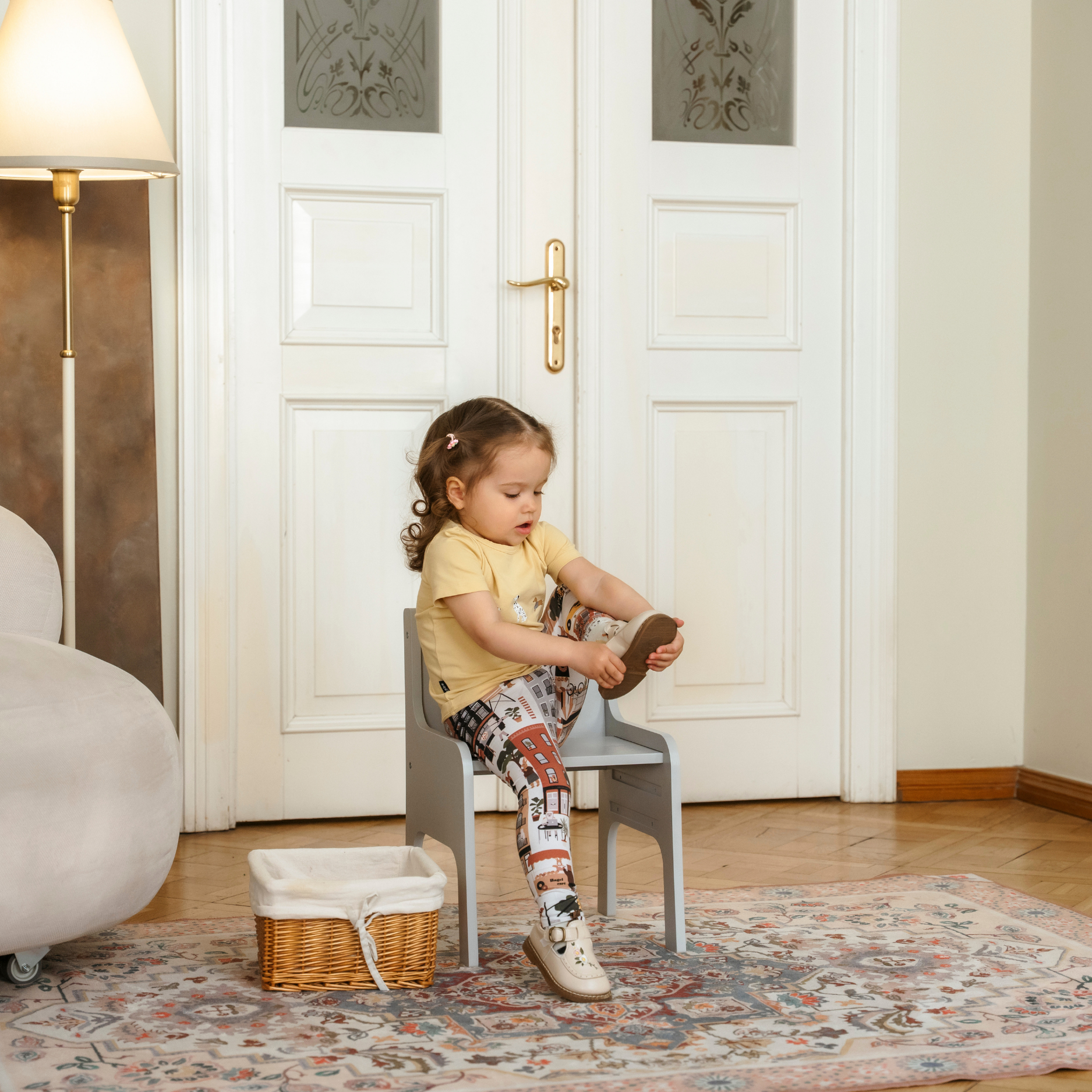 Tulla® Kinderstuhl – 3fach höhenverstellbarer Montessori Stuhl aus Holz