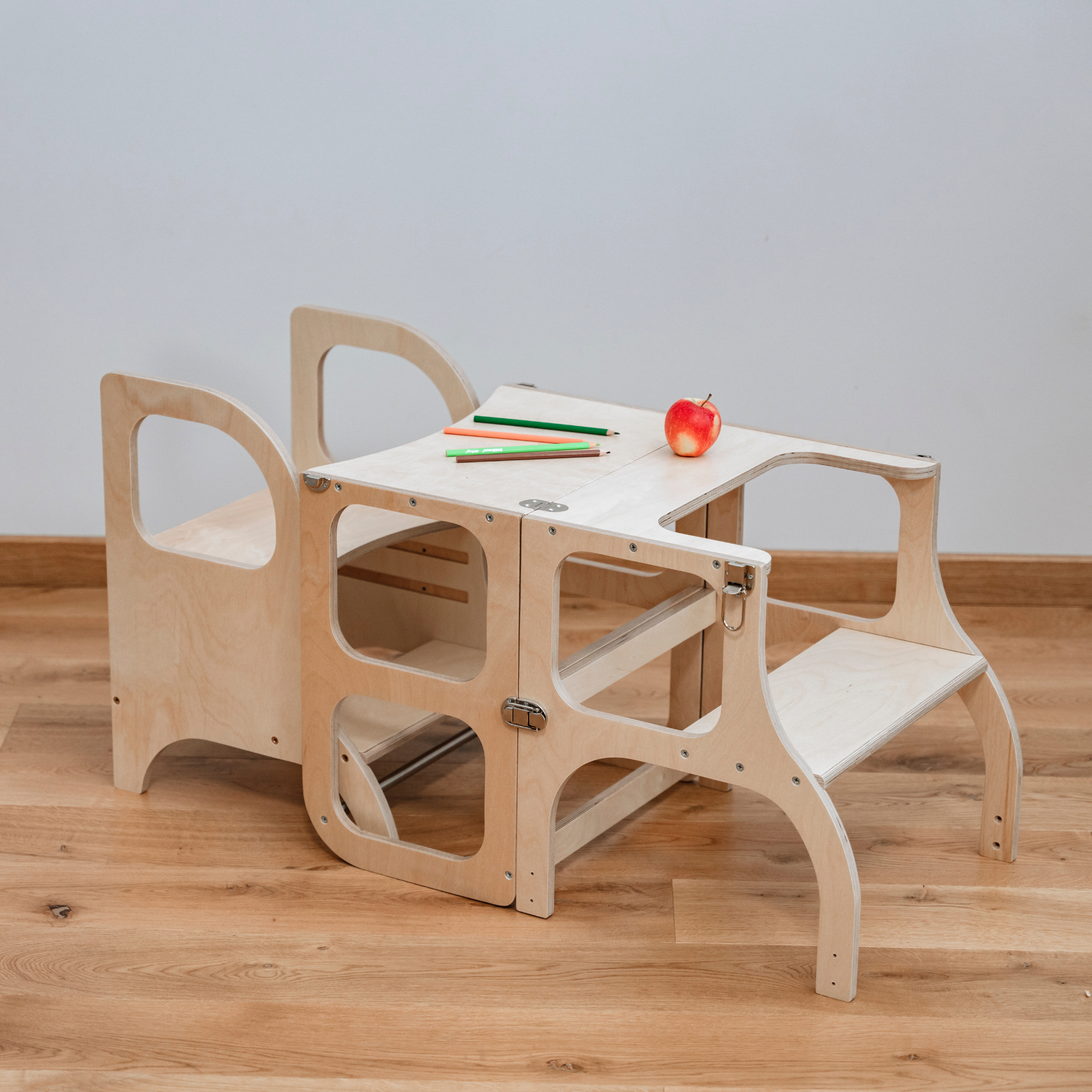 MIIMO® – Höhenverstellbarer Montessori Tritthocker aus Holz