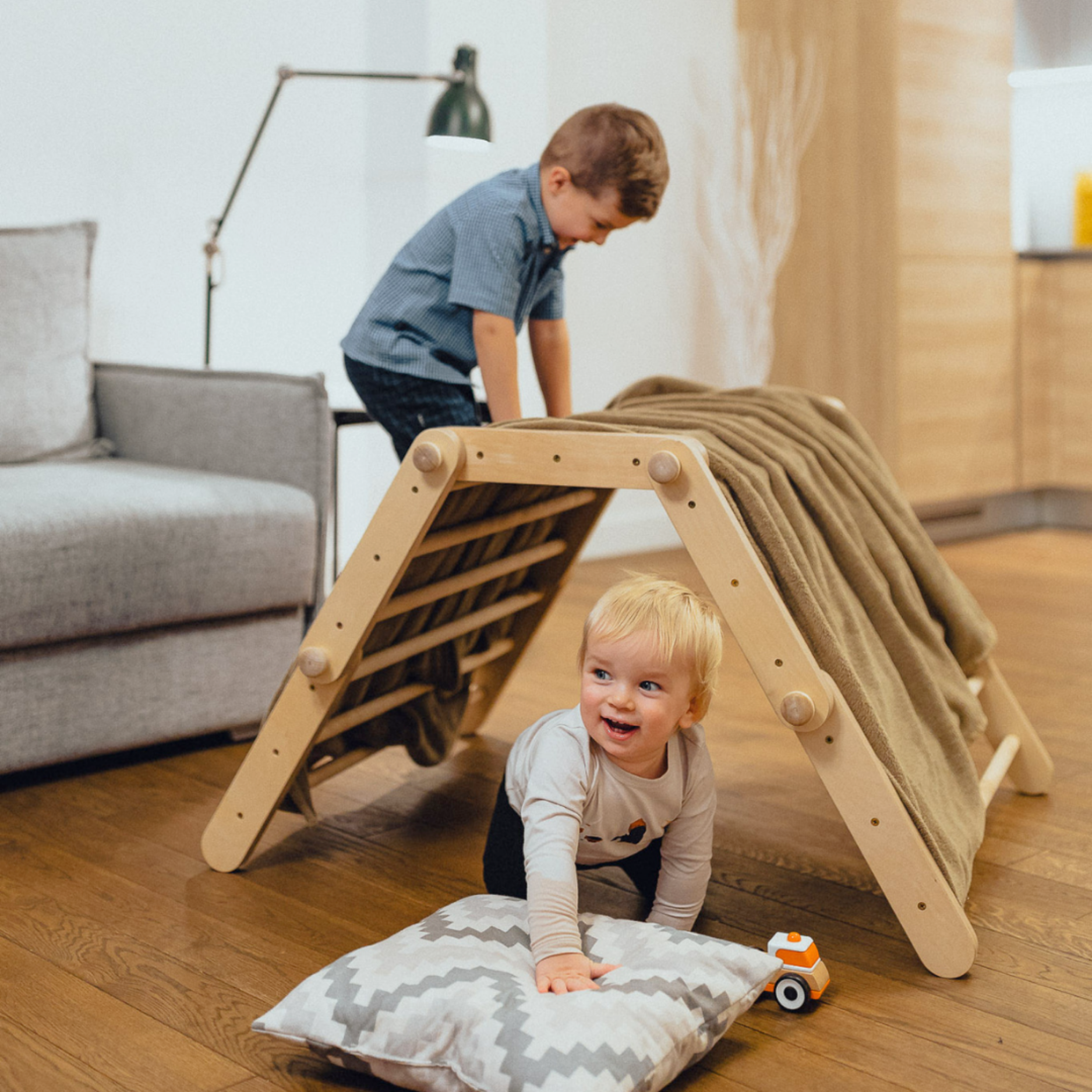 FIPITRI® – Modifizierbarer Montessori Kletterrahmen mit 5 Segmenten