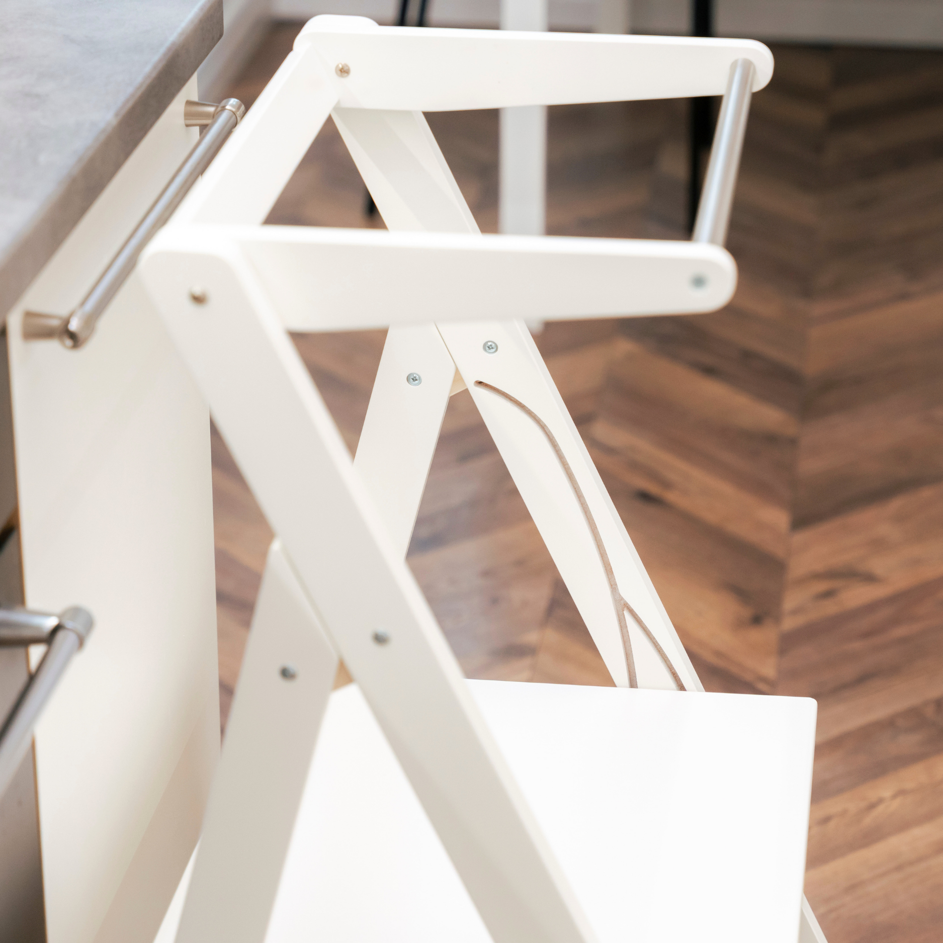 STEP’n’FOLD® – Faltbarer Montessori Lernturm mit verstellbarer Höhe