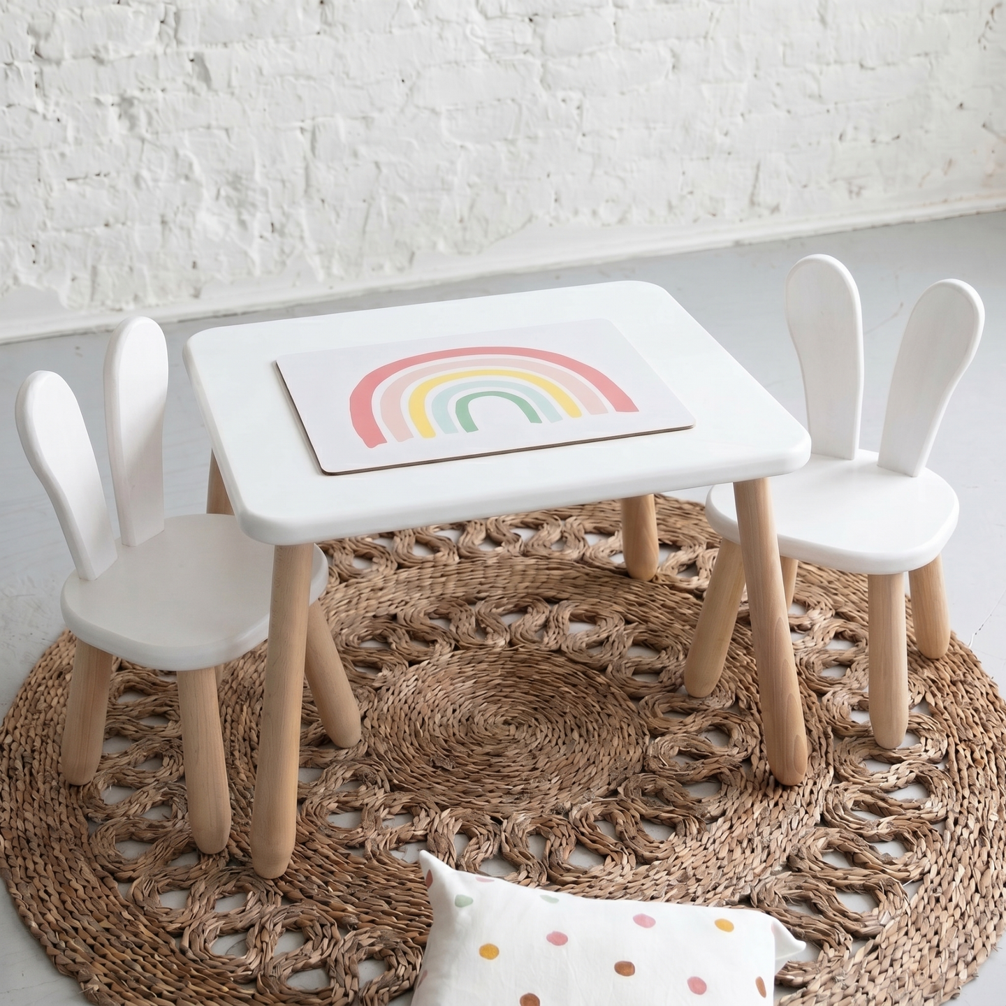 Duo Set "Bunny" – Kindertisch & 2 Stühle aus massivem Buchenholz
