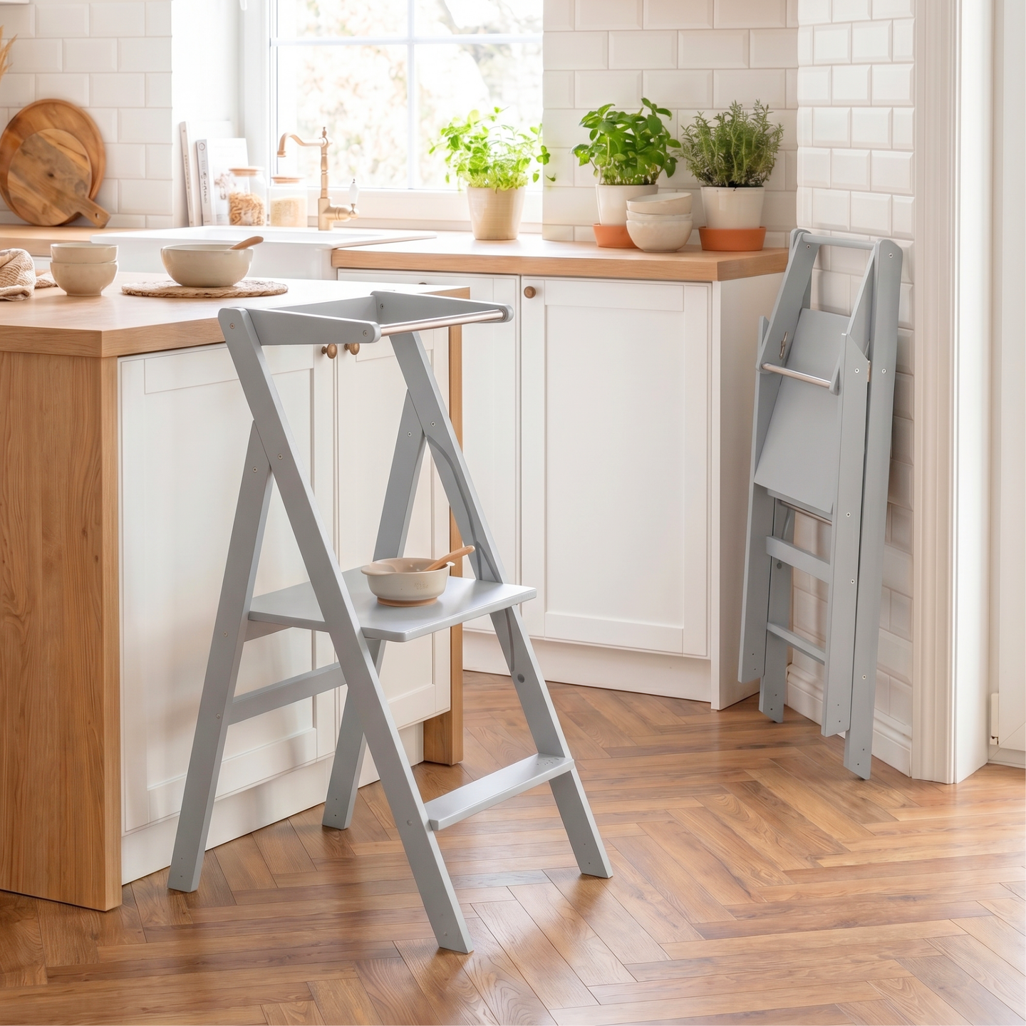 STEP’n’FOLD® – Faltbarer Montessori Lernturm mit verstellbarer Höhe