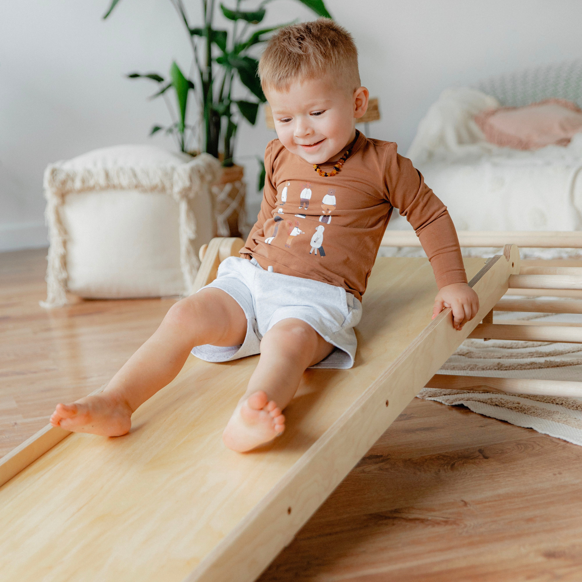 Rutsch- & Kletterrampe – Erweiterung für Klettergerüste & Spielwürfel