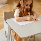 Tulla® Kindertisch – Mitwachsender Montessori Tisch aus Holz