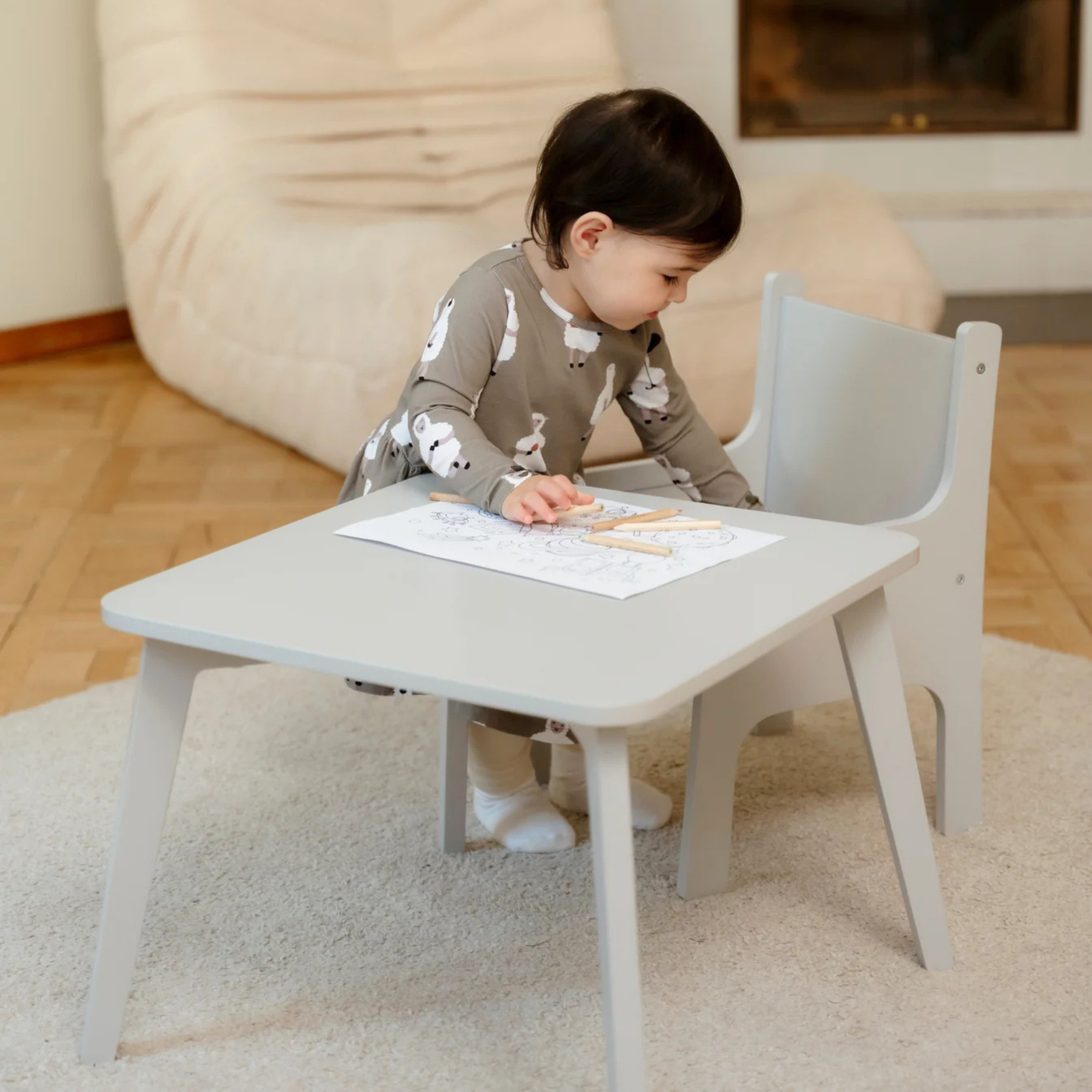 Tulla® Kindertisch – Mitwachsender Montessori Tisch aus Holz