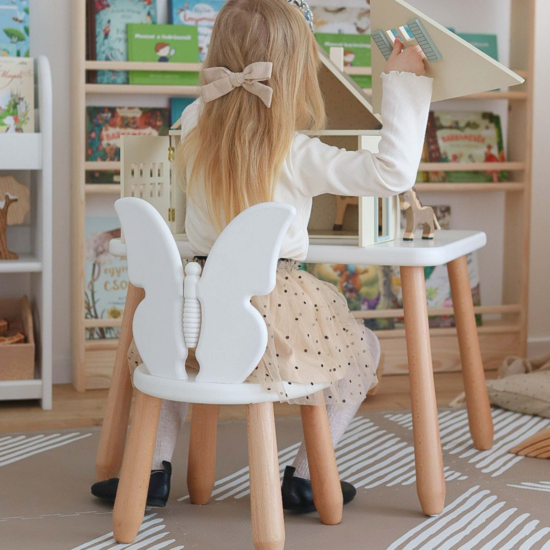 Duo Set "Spring" - Kindertisch & 2 Stühle aus massivem Buchenholz