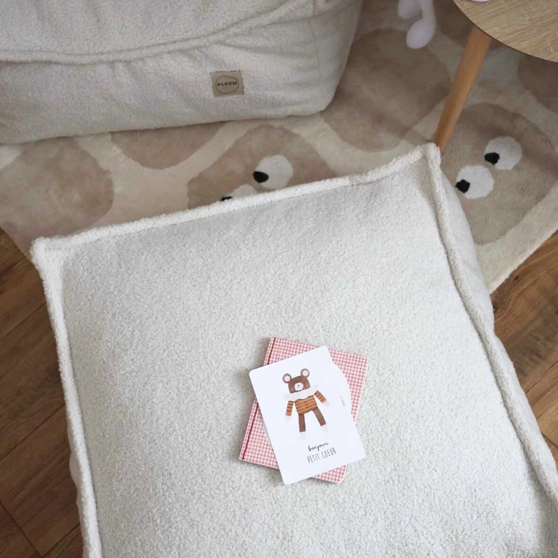 "Woolly Puff" Bodenkissen 60x60x20cm