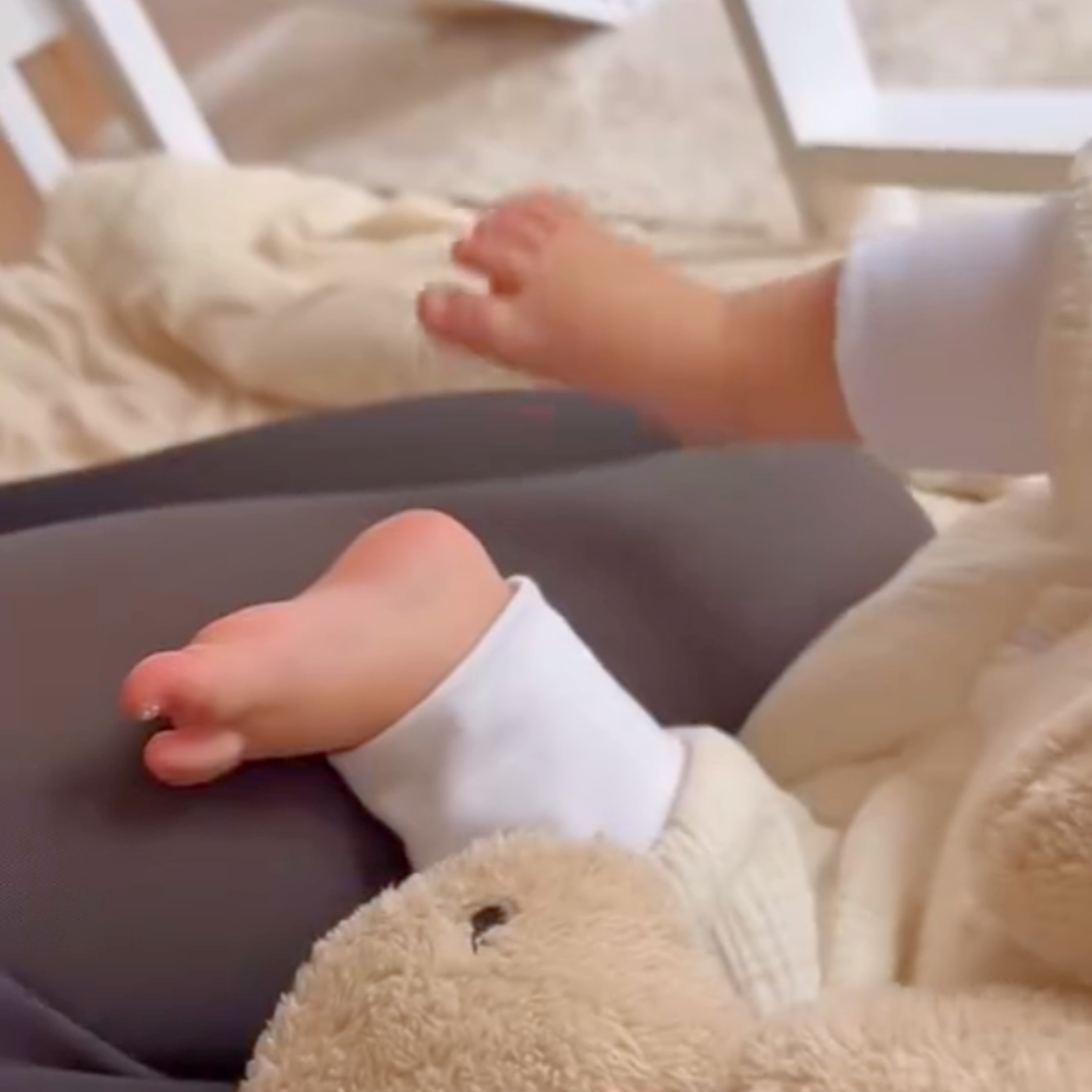 YappyBuzz Baby- und Kinderschlafsack mit Beinen